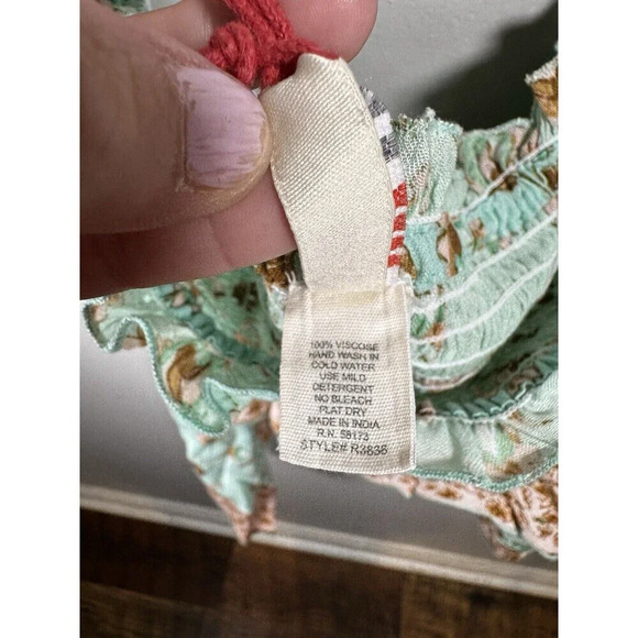 Raga (Anthropologie) Boho Bright Pattern Crop Top Size X Small *NWT* - Picture 4 of 6